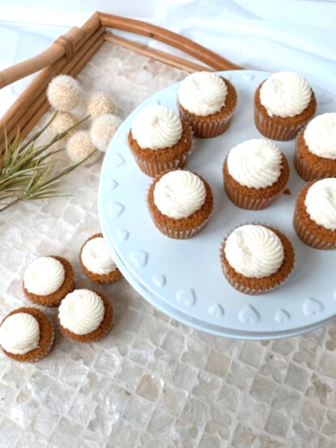 Vanilla Italian Buttercream Cupcakes